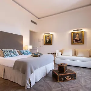 Bed & Breakfast Kf Deluxe, Florence